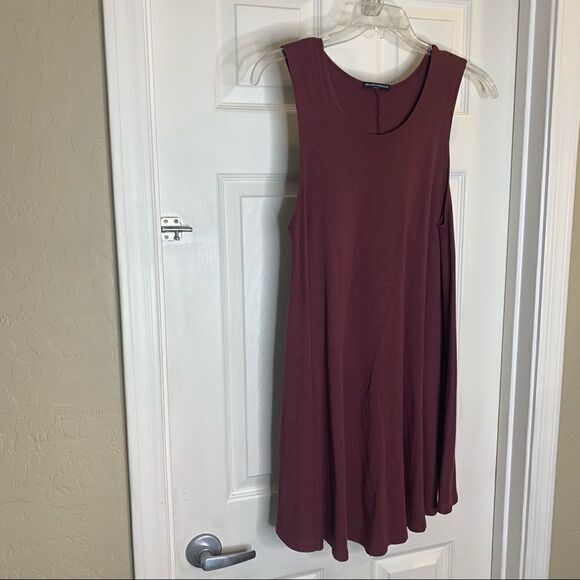Brandy Melville Alena Swing Mini Dress One Size Sleeveless Burgandy - Picture 4 of 10